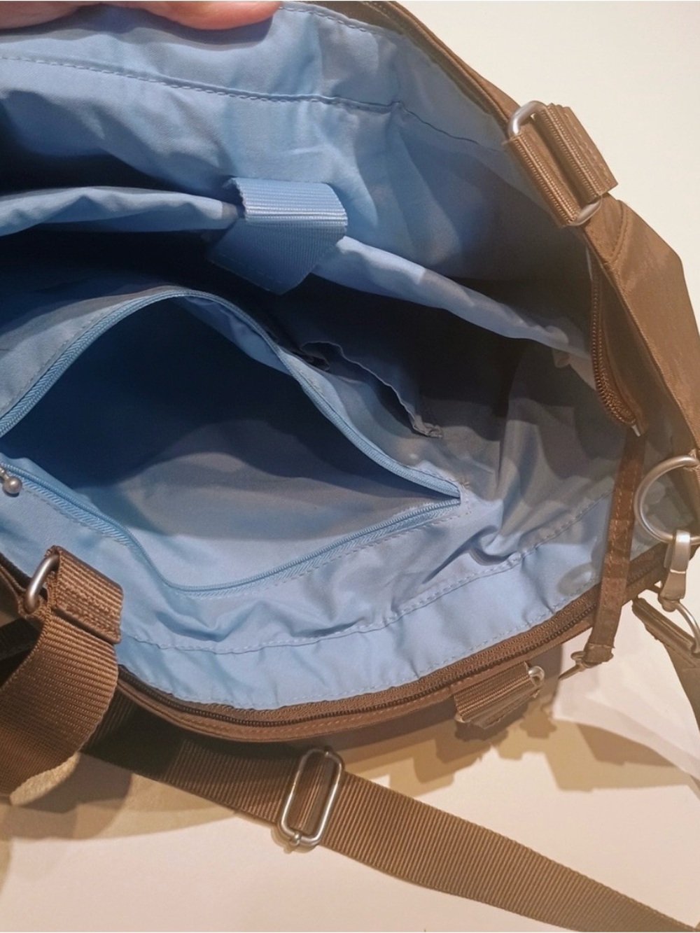 Baggallini Brown Nylon Laptop Tote with Front Zip - Picture 6 of 8